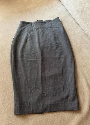Спідниця в гарному стані