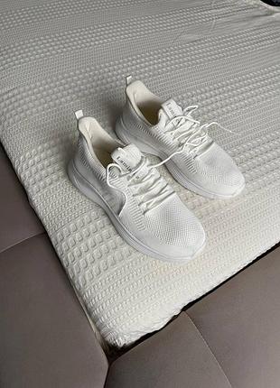 Кросівки в сітку