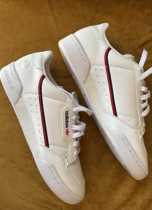 Кросівки чоловічі білі adidas continental 80 vegan розмір 45 1/3 29 см