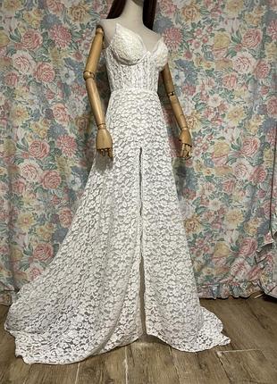 Весільна сукня