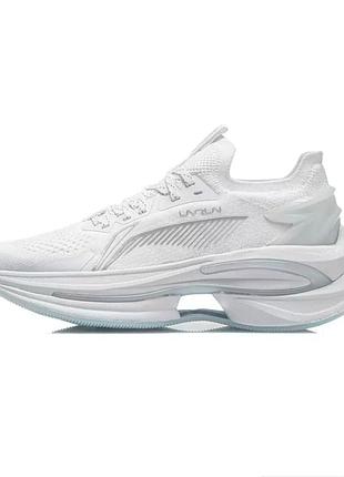 Женские беговые кроссовки