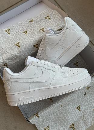 Кросівки kobe bryant x nike air force 1 low forever white 8/24