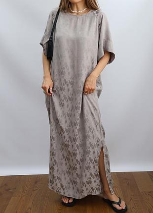 Вау платье из роскошной ткани