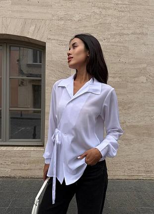 Ділова блуза з креп шифону з акцентною завʼязкою на поясі