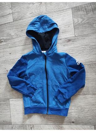 Спортивная кофта