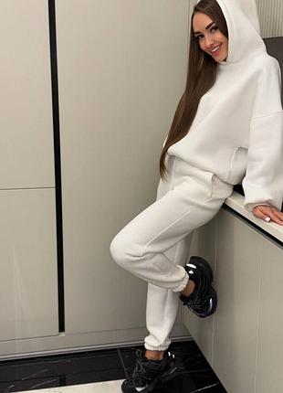 Базовий жіночий костюм кофта худі оверсайз та штани вільного крою на манжетах