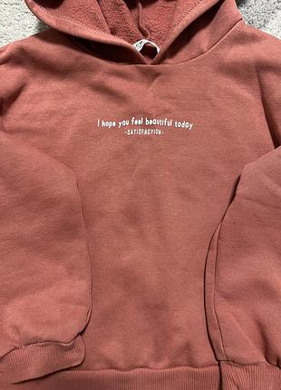 Кофта на дівчинку