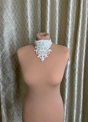 Жіночий чокер на шию