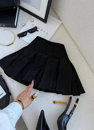 Гарна спідниця-шорти із замшу на дайвінгу розкльошена