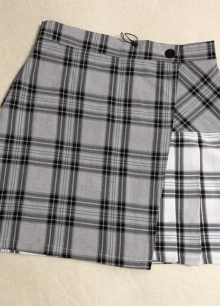 Тенісна спідниця