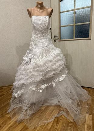 Сукня весільна розміру м