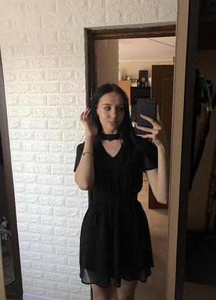 Сукня чорна коротка