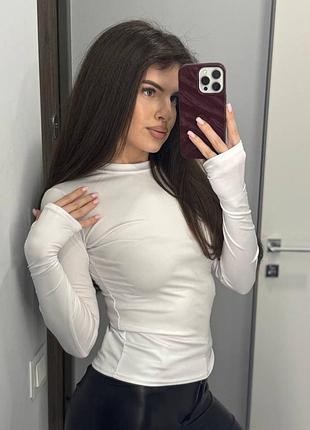Стильний лонгслів з довгим рукавом.🤍