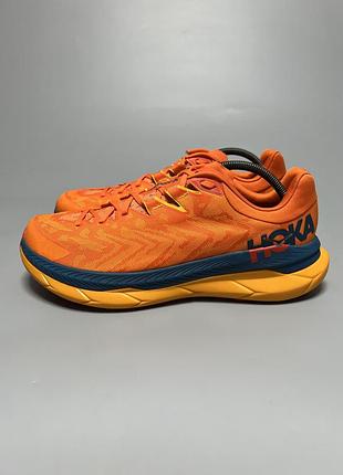 Трейлові бігові кросівки hoka one one tecton x carbon vibram оригінал