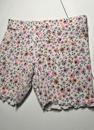 Шорти у квітковий принт