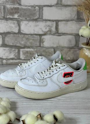 Стильные кроссовки must have,nike womens wmns air force