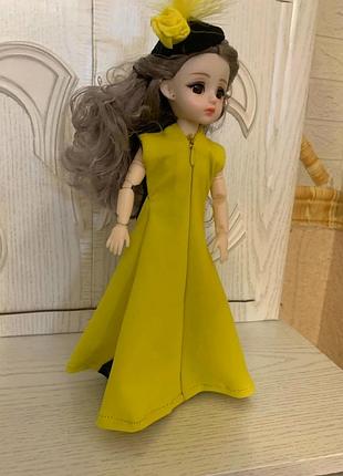 Одяг для ляльок