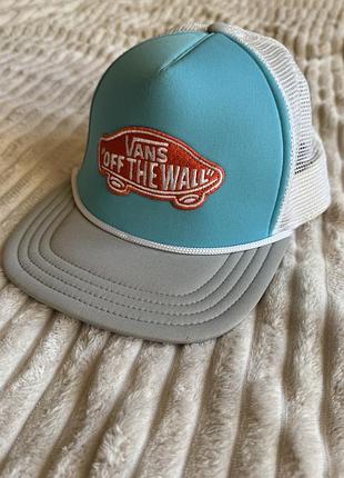 Кепка тракер vans
