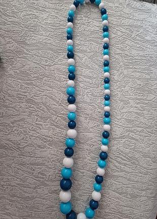 Блакитне намисто