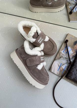 Невероятно красивые угги на липучках