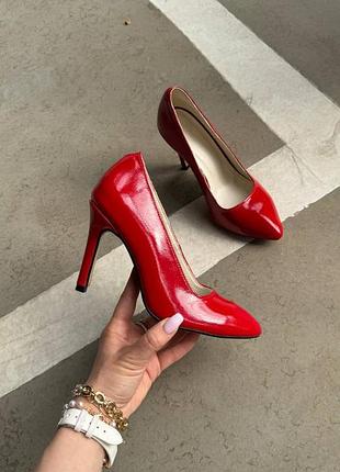 Красные лаковые классические туфли на каблуке 9 см,36-40