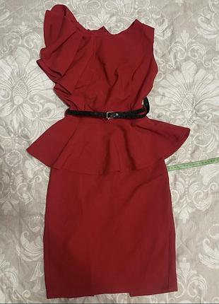 Платье красное s