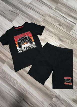 Трикотажный костюм для мальчика шорты и футболка