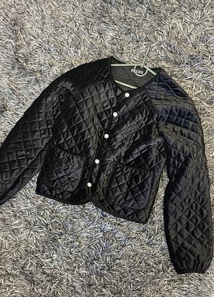 Велюрова куртка- жакет