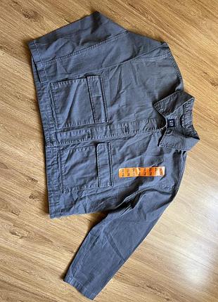 Джинсова жіноча куртка