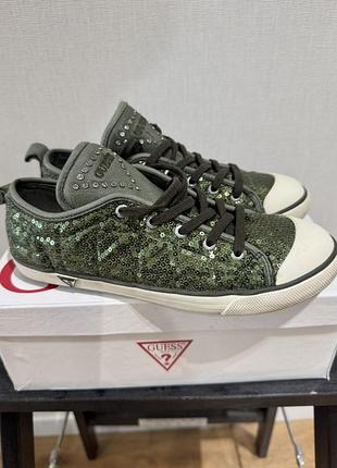 Кеди guess p.37