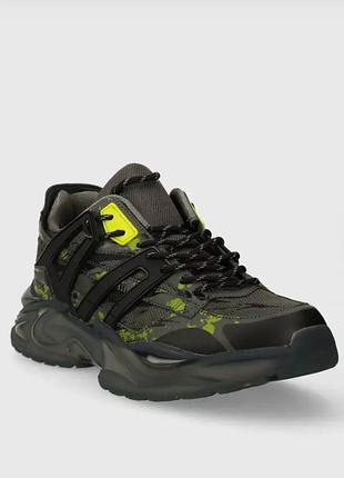 Чоловічі кросівки guess belluno