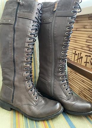 Оригінальні осінні чоботи