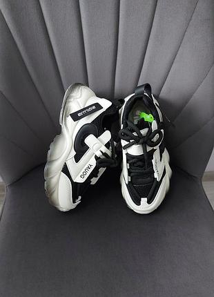 Кроссовки 33-35р