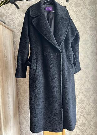 Стильне пальто з шерстю альпаки та мериноса.