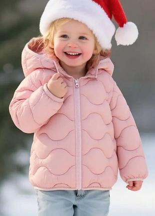 Новая демисезонная пуховая детская куртка с капюшоном для девочки теплая стеганая осень на весну деми демы демисезон пуховик на девочку