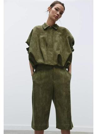 Трендовые шорты бермуды под замш