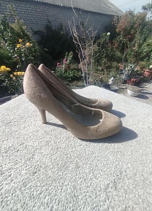 Женские туфли