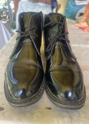 Ботинки жіночі осінні