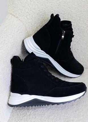 Ботинки женские