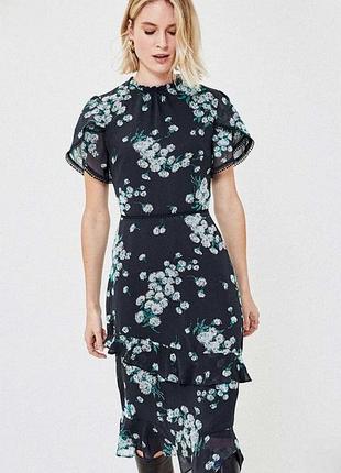 Шифоновое платье с рюшами