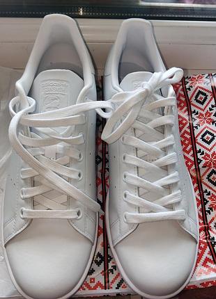 Кроссовки adidas stan smith originals. новые.стелька 27.