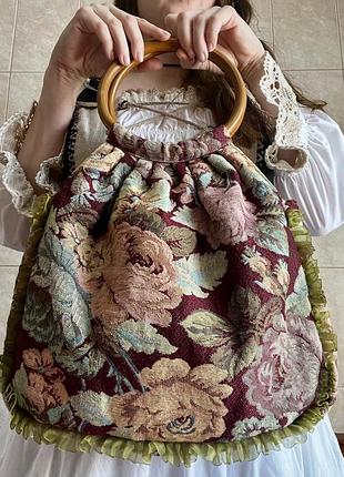 Сумка шоппер с цветочным принтом гобеленовая в стиле ретро винтаж коттеджкор vintage stories