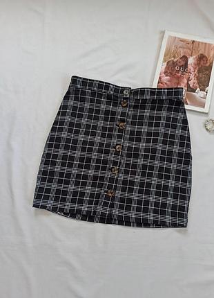 Базова спідниця міні у клітинку
