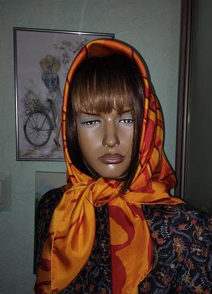 Шовкова хустка veuve clicqout