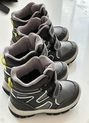 Дитячі черевики geox 22 23 зимові демісезонні для двійні, близнюків