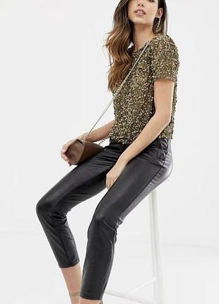 Футболка с блестками