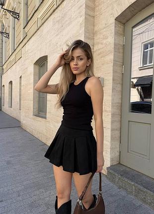 Стильная замшевая юбка-шорты