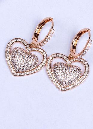 Роскішні жіночі сережки з серцем