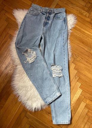 Джинси жіночі