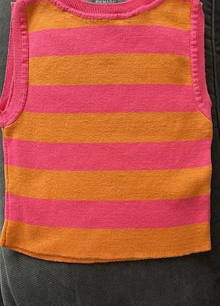 Жилетка безрукавка